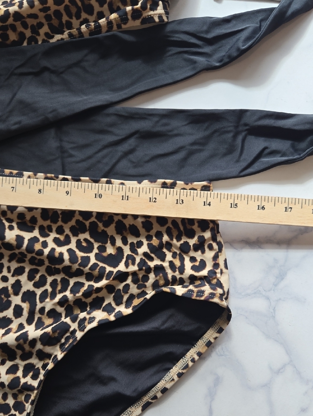DKNY Animal Leopard Print Cut-Out Bandeau One-Piece Swimsuit Strapless Sz 10 NWT - Picture 7 of 8